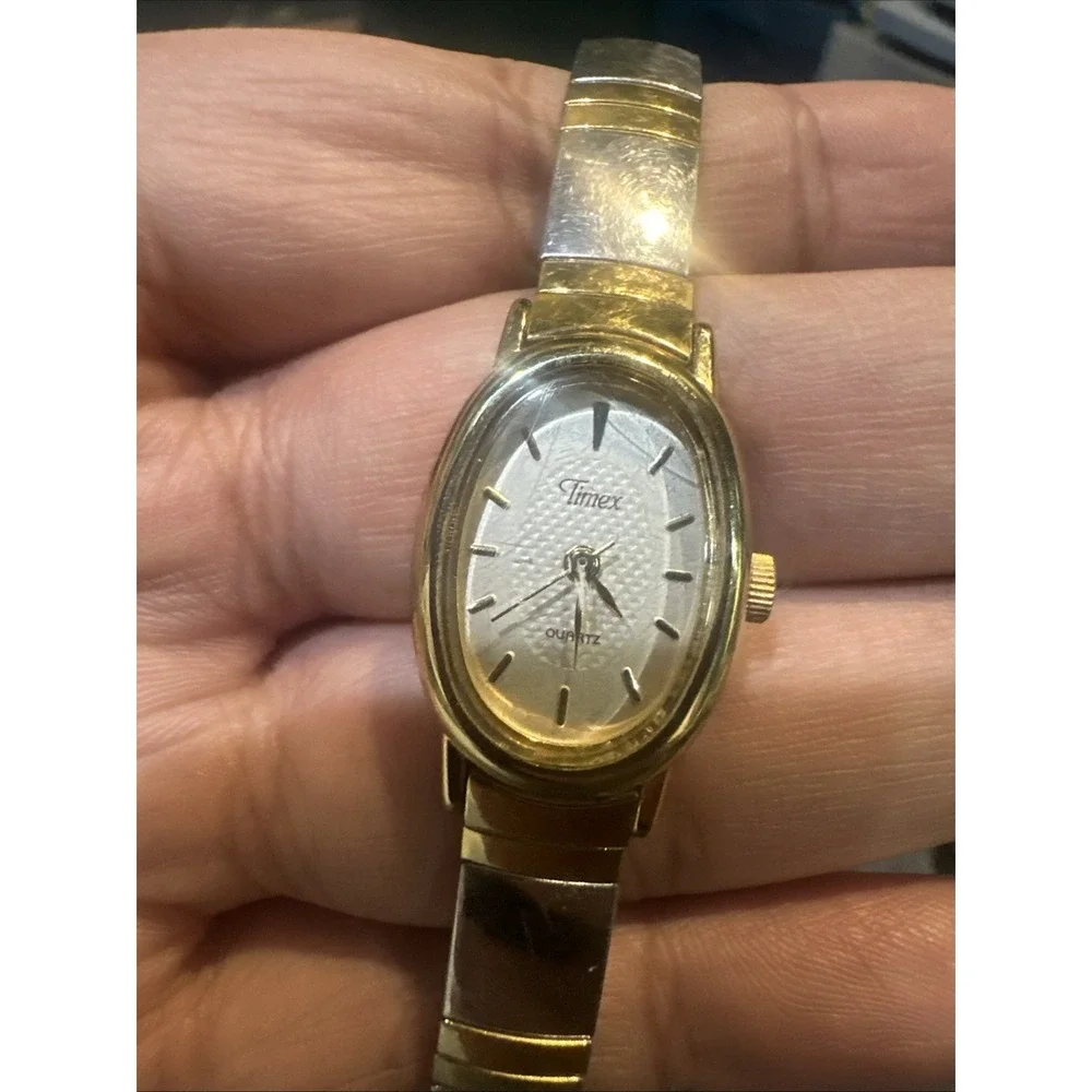 Works Vintage Timex Cavatina Quartz Two‎ Tone Ladies Watch Stretch 18mm Fit 7.5